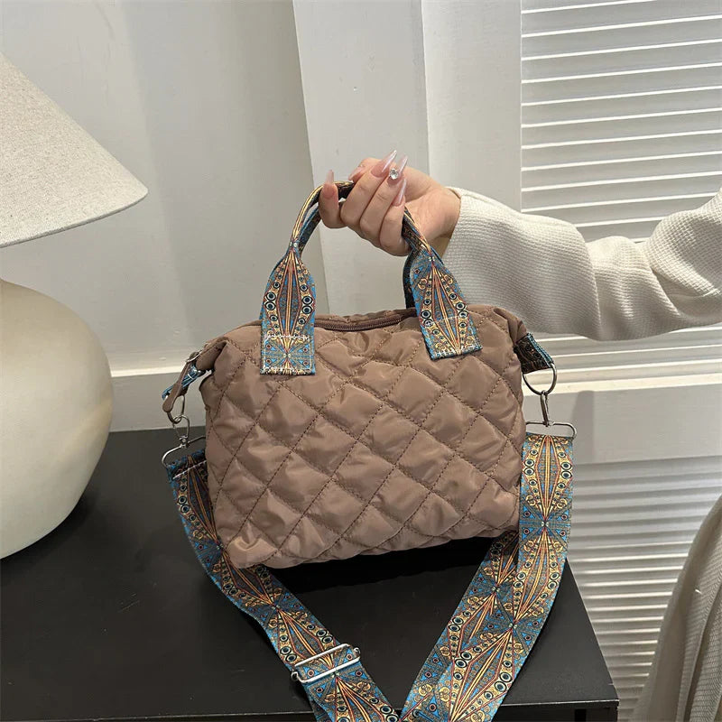 New Trendy Simple Shoulder Messenger Bag